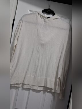 Banana Republic Cream Hooded Knit Skirt